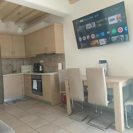 Mykonos Efis Maisonette Pszarú