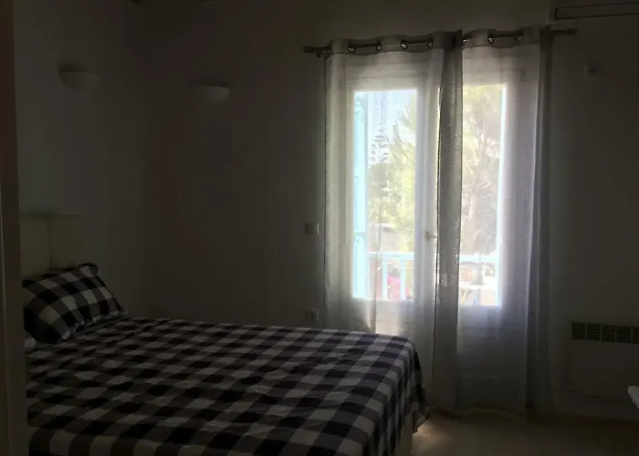 Mykonos Efis Maisonette Pszarú
