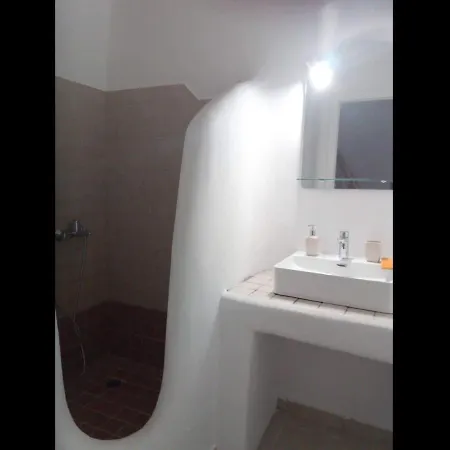 Mykonos Efis Maisonette بسارو