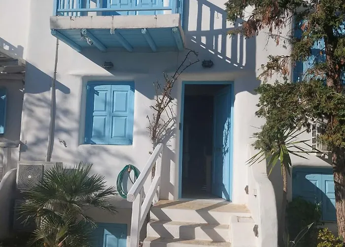 Mykonos Efis Maisonette * بسارو